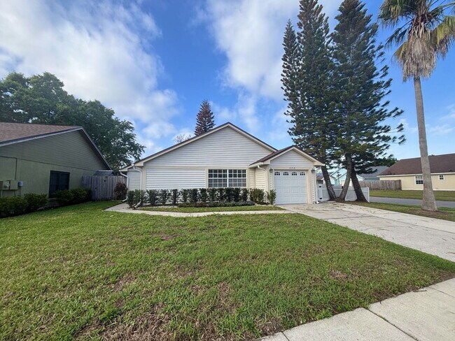 Photo - 12718 Whiterapids Dr