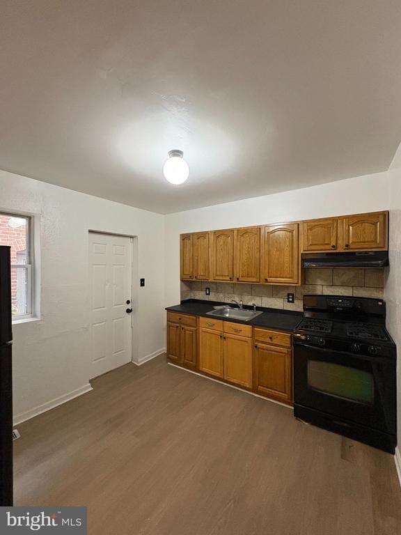 Photo - 5504 Devon St