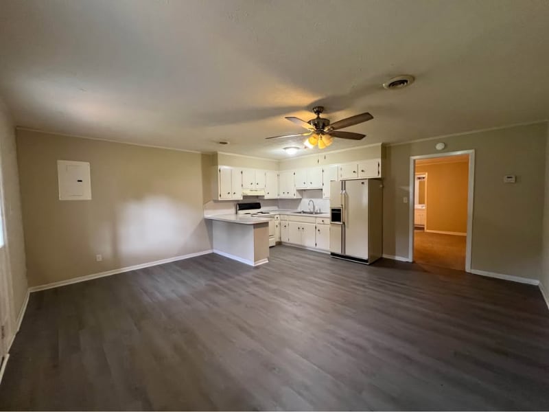 Photo - 1204 Bloomingdale Pike Apartment Unit 4