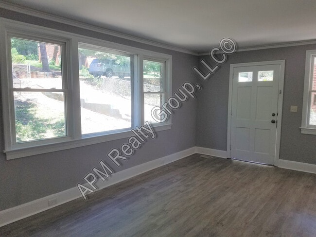 Photo - Renovated Three Bedrooms Downtown Columbia