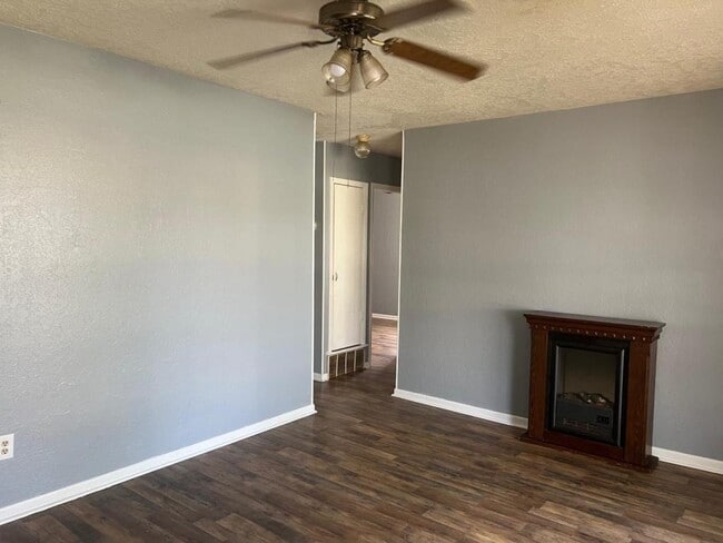 Photo - 1719 NW 48th St