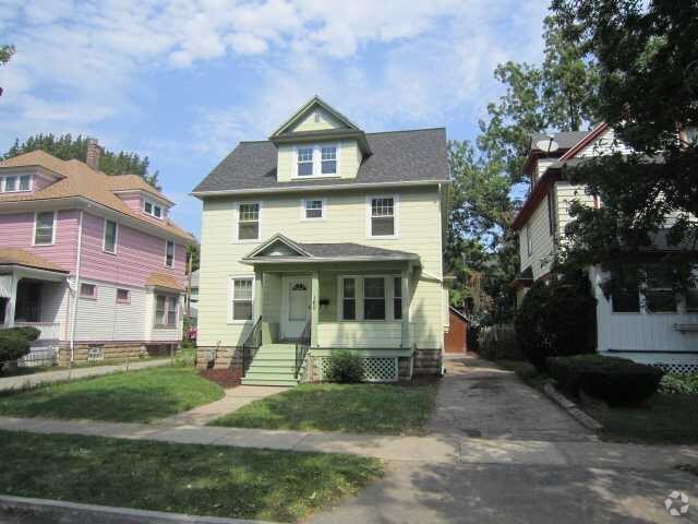 Building Photo - 160 Sawyer St Rental