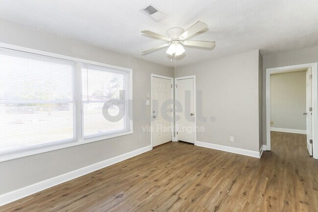 Photo - 1918 Dabney Dr