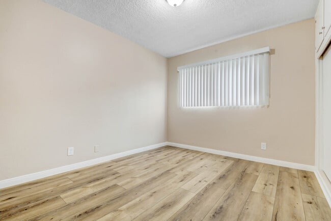 Photo - Telegraph Place Apartments