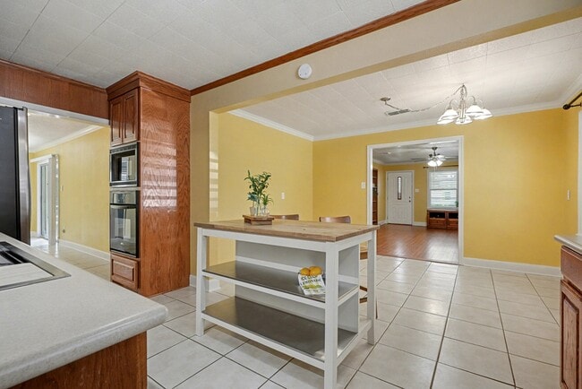 Photo - 130 San Fernando Dr