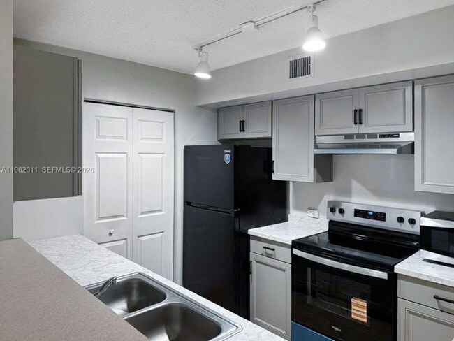 Photo - 11133 SW 8th St Unit 104