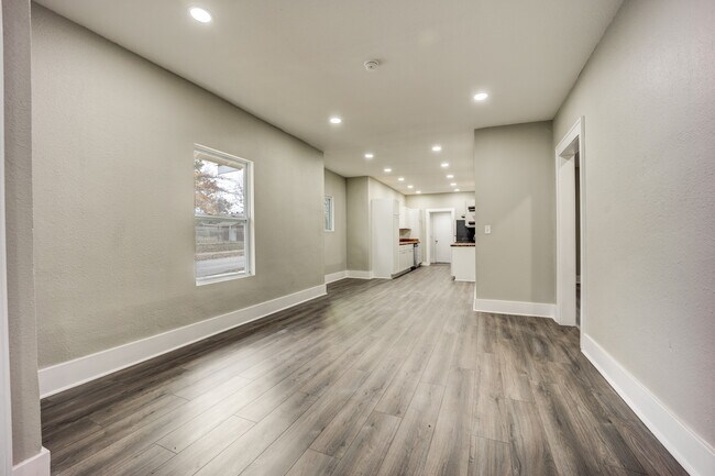 Photo - 922 S 23rd St