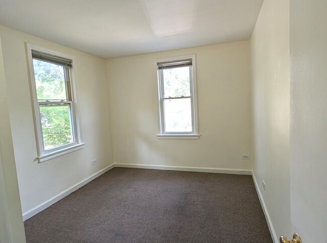 Photo - 1636 Manz St Unit 2