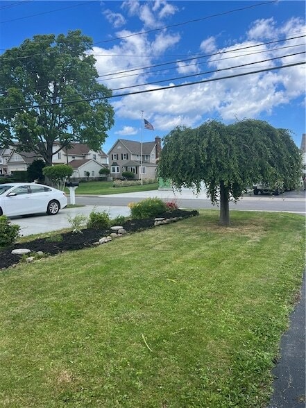 2331 Edgemere Dr