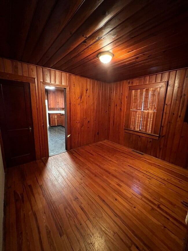 Photo - 1409 W Circle Dr