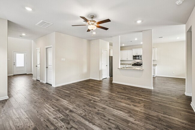 Photo - 2526 Green Jasper Dr