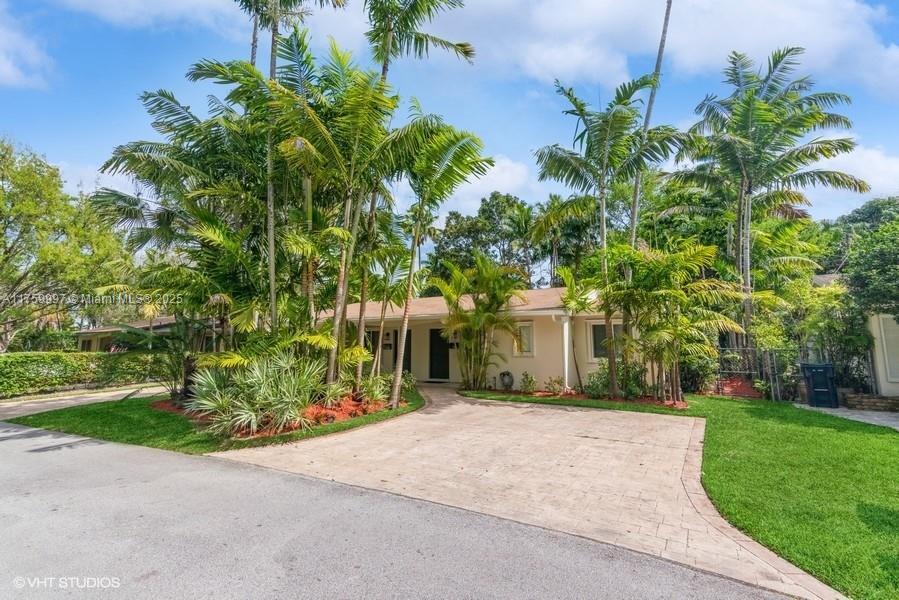 Photo - 11013 SW 79th Ave (Pinecrest, FL)