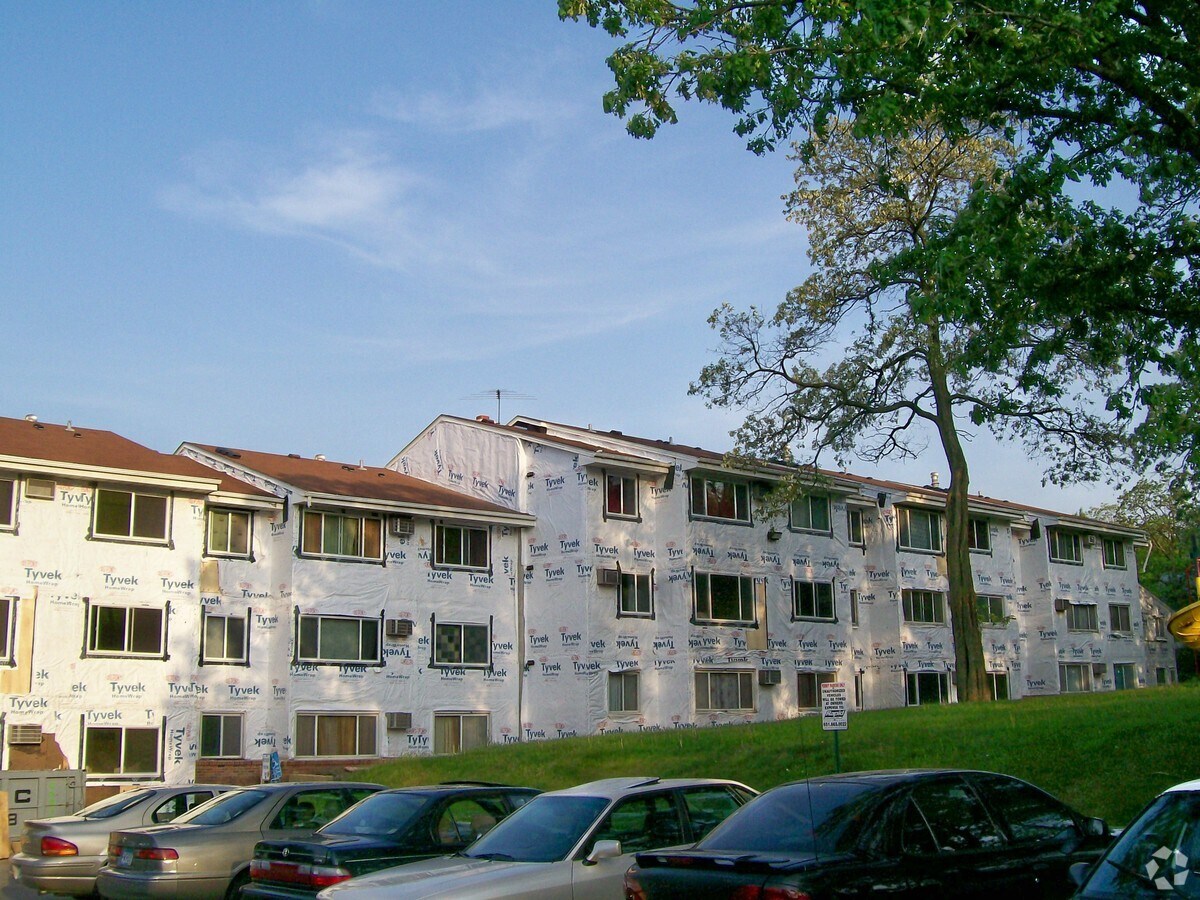 Photo - Vista Village