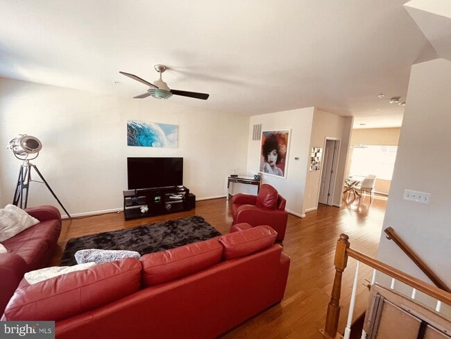 Photo - 8453 Winding Trail