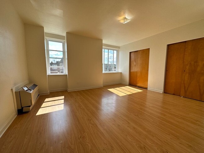 Photo - Huge Two Bedroom Apartment on Dawson Stree... Unit 3608 #3