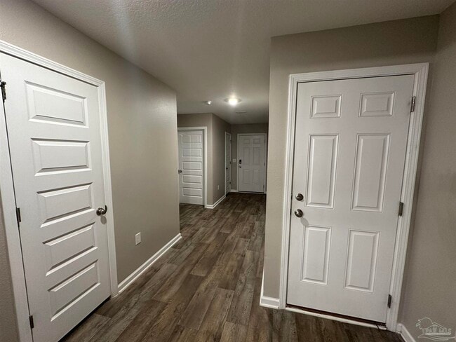 Photo - 5565 Lancelot Trl