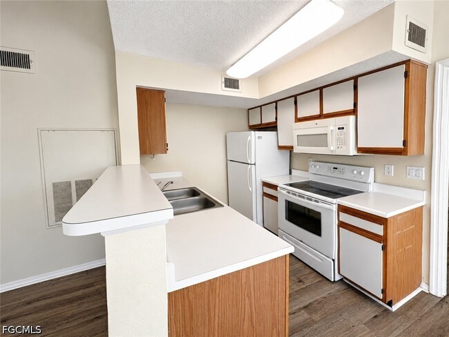 Photo - 12591 Equestrian Cir Unit 1202