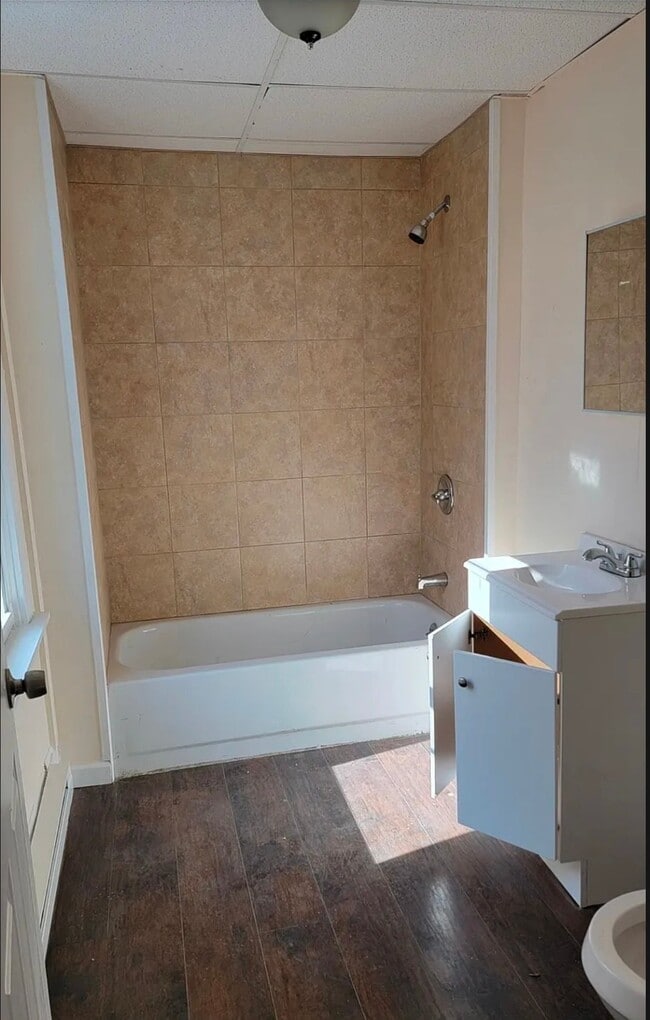 Photo - 224 N 2nd St Unit 1