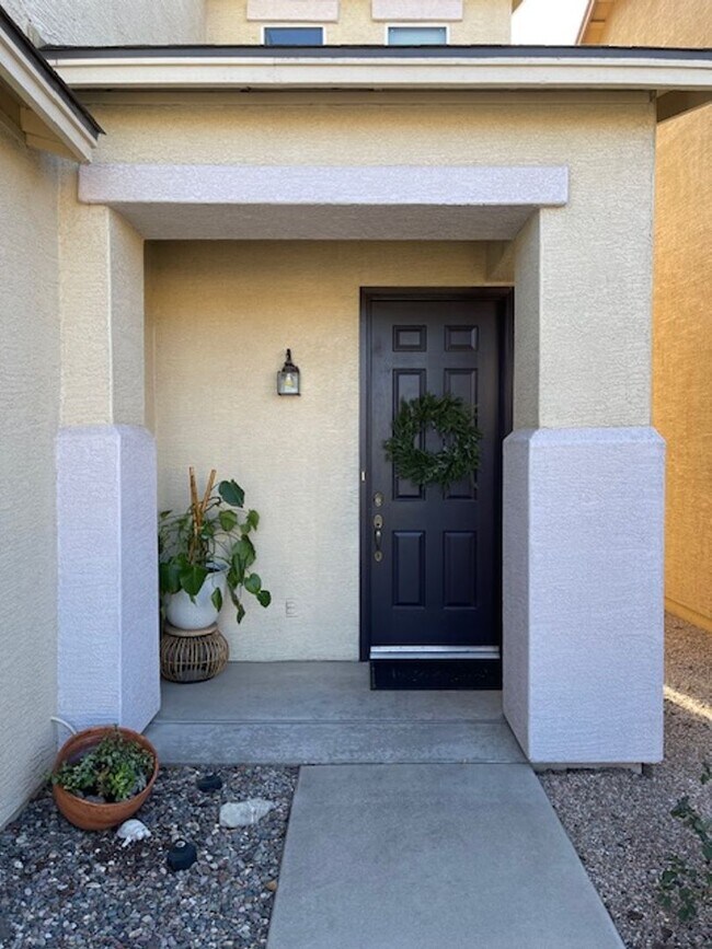 Photo - AVAILABLE NOW! Beautiful 3BD/3BA North West HOME Resort-Style Living Across from Omni Tucson Nat...