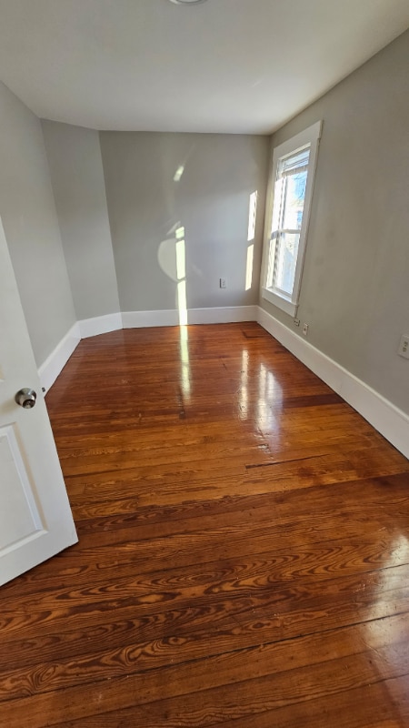 Photo - 244 Notre Dame Ave Unit 3