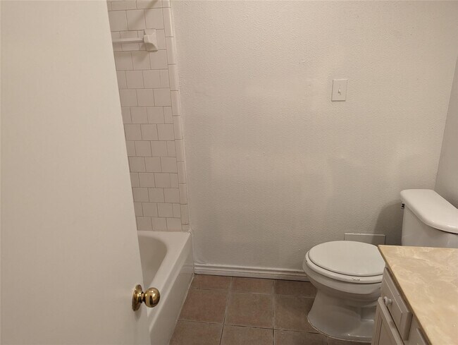 Photo - 5150 Prairie Ridge Rd