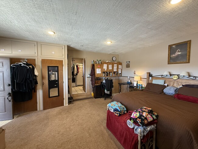 Photo - 15449 Highway 187