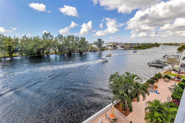 Photo - 1401 N Riverside Dr Unit 503