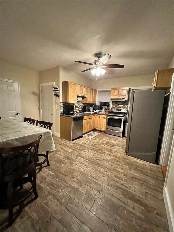 Photo - 74 Weston St Unit 2