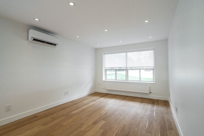 Photo - 111 Lawton Blvd Unit 112