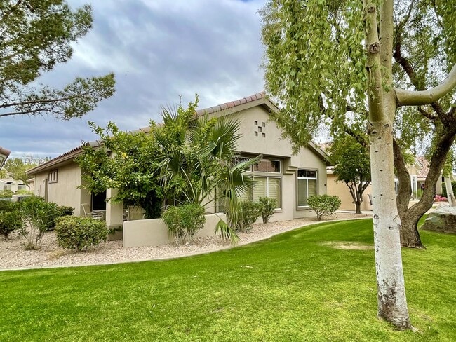 Building Photo - 78974 Quiet Springs Dr