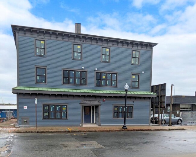 Photo - 1504 Purchase St Apartments Unit 102