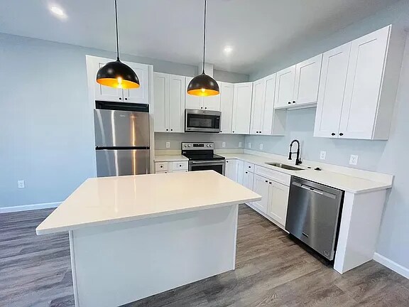 Photo - 487 Lincoln St Unit 2