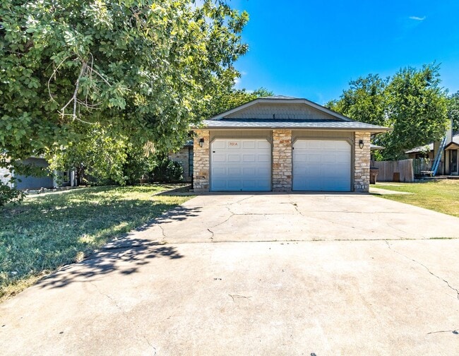 Photo - 701 Country Aire Dr Casa