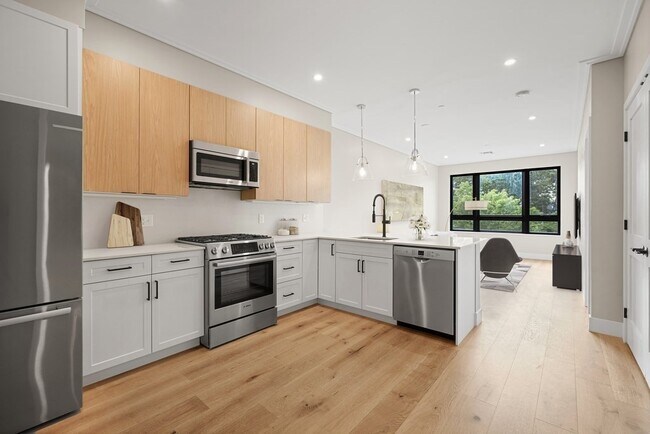 Photo - 70 Leo M Birmingham Pkwy Unidad 306