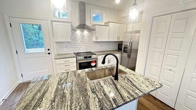 Photo - Gorgeous Luxury Style Townhome, Minutes fr... Unit 102