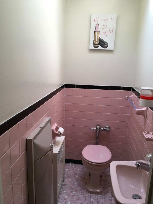 Medio baño - 1650 New York Ave Unidad 3rd Floor