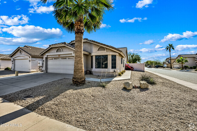 Building Photo - 3827 W Tonopah Dr Rental