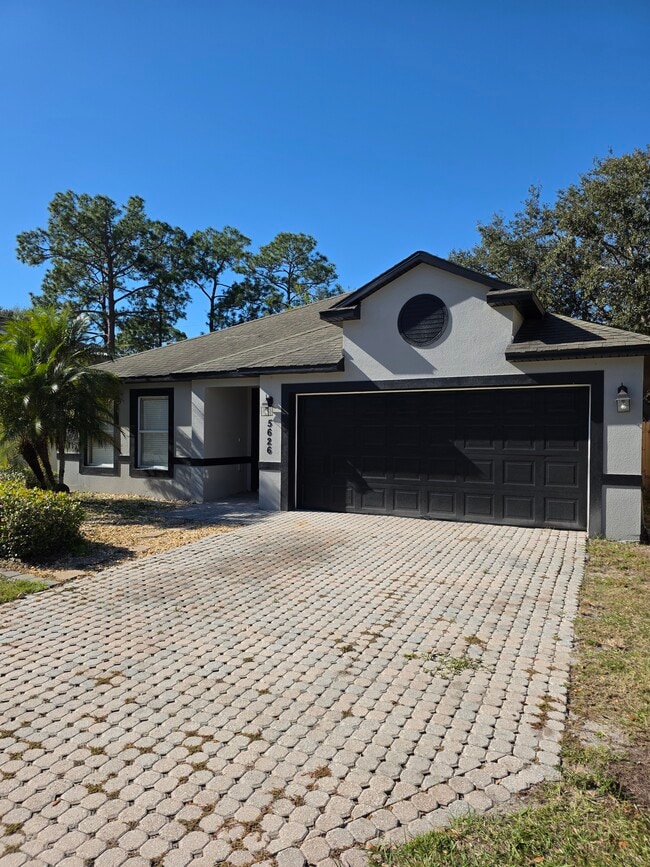 Building Photo - 5626 Andrea St