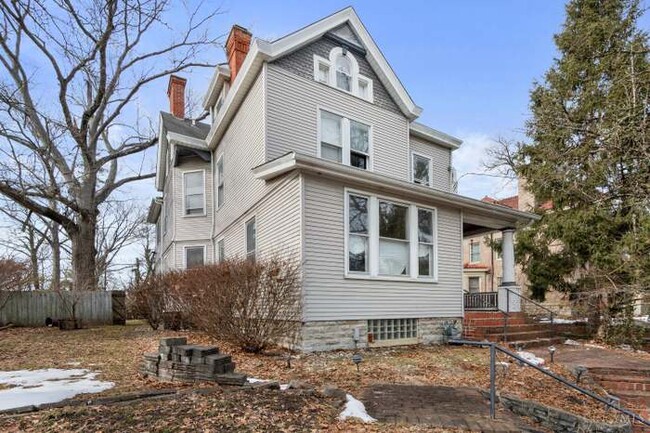 Building Photo - 3315 Morrison Ave