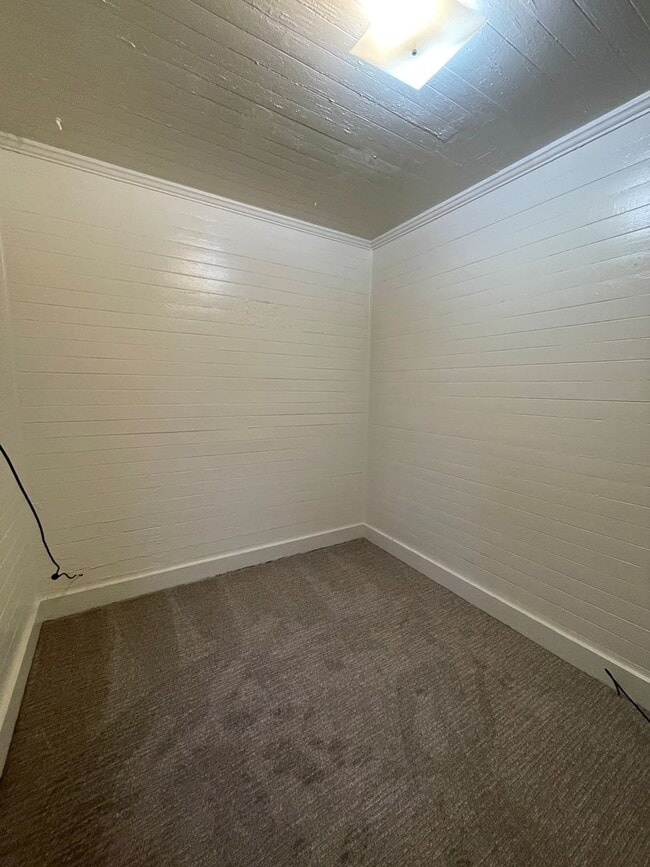 Photo - Charming 2 Bedroom, 1 Bathroom Home in Rio Dell, CA