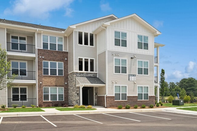 Building Photo - Ascend at Carlton Rental