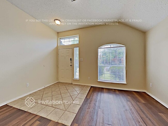 7409 Armstrong Ln