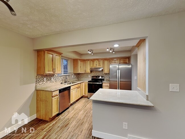 Photo - 4990 Muirkirk Rd