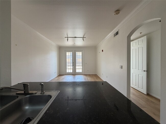 Photo - 7575 Kirby Dr Unit 1104