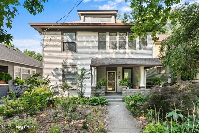 Building Photo - 204 S Bayly Ave Unit 3 Rental
