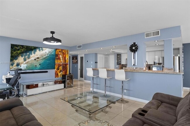Photo - 200 Leslie Dr Unit 810