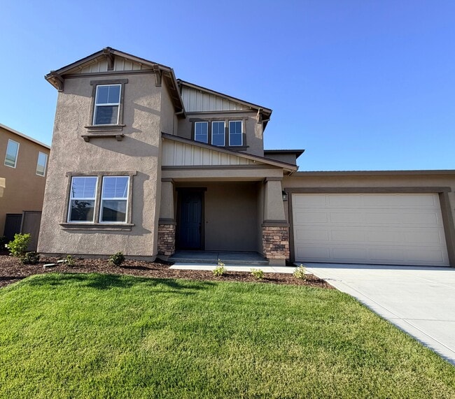 Building Photo - 5318 Lake Mary Dr
