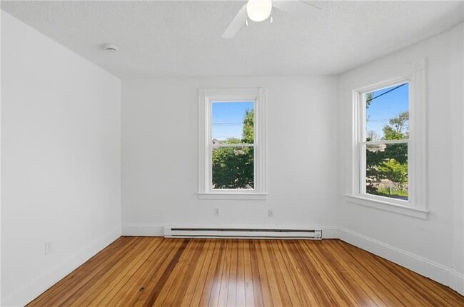 Photo - 5 Peter St Unit 1
