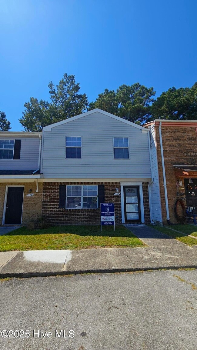 Building Photo - 502 Myrtlewood Cir Rental