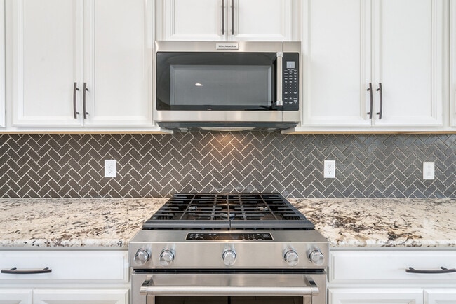 Photo - Stunning 2 Story with 4-Bedroom, 2.5-Bath ...